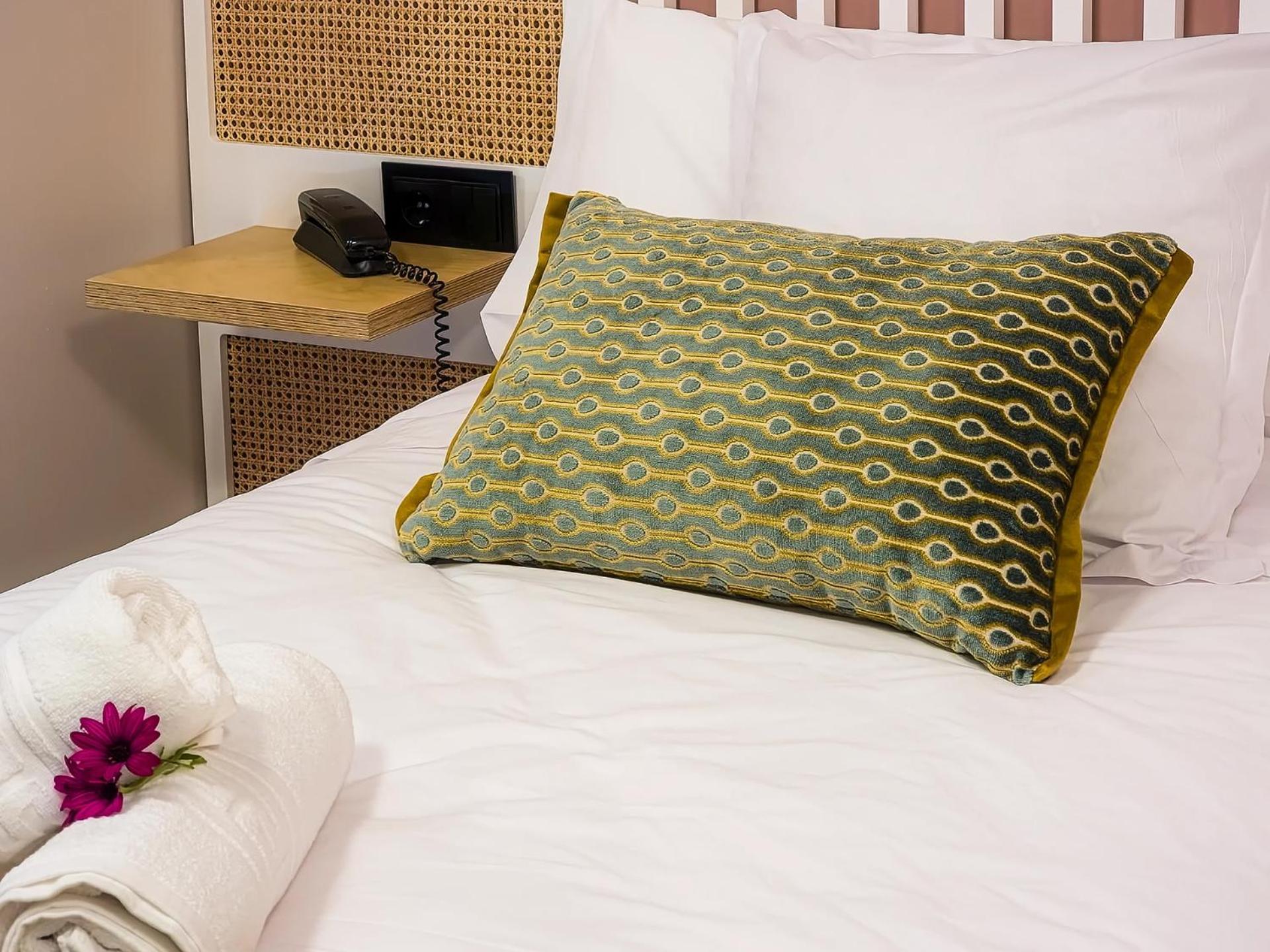 Hotel Portomarin Star ภายนอก รูปภาพ